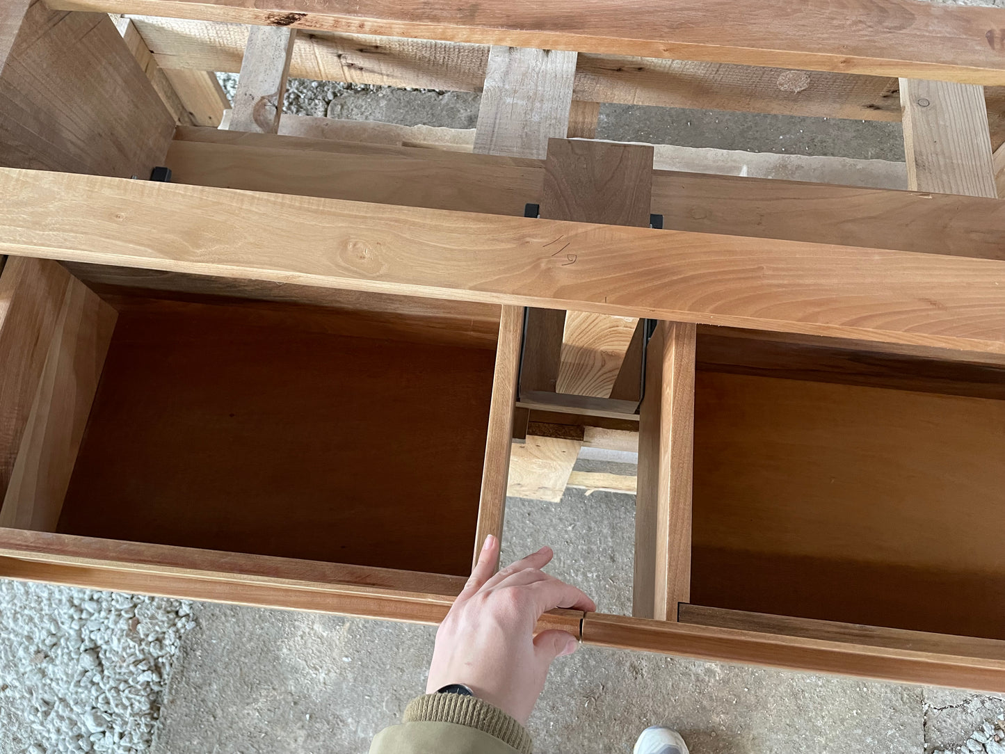 Bathroom Natural Wooden Base, Walnut Wooden Base, (W)47'', (D)14'', (H)11.8”